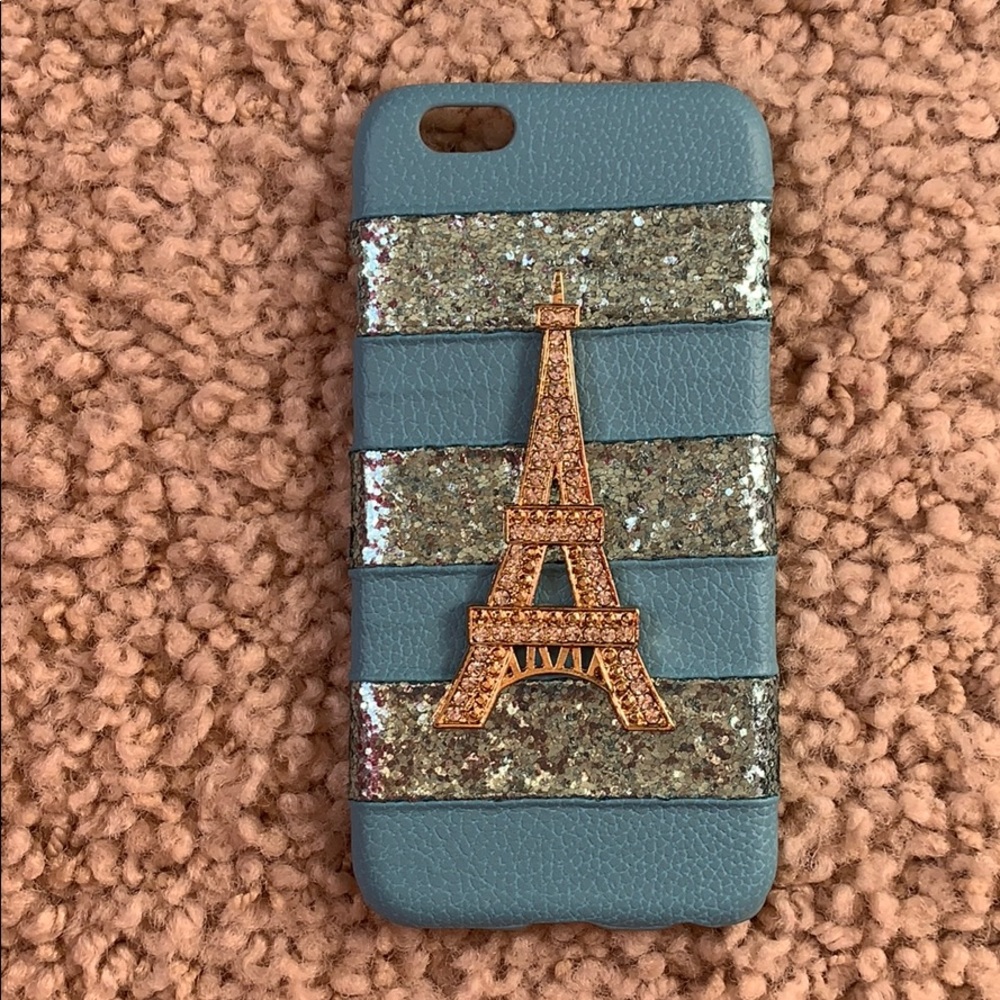 An iPhone 6 and 6S case